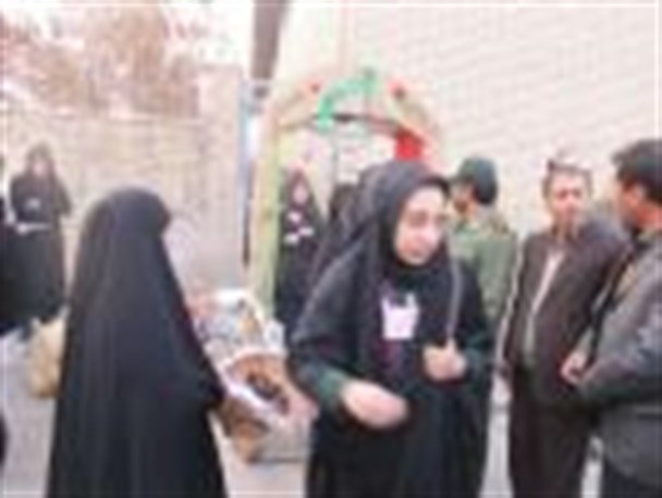 اعزام دانش آموزان دختر کرمانشاه به مناطق عملیاتی جنوب