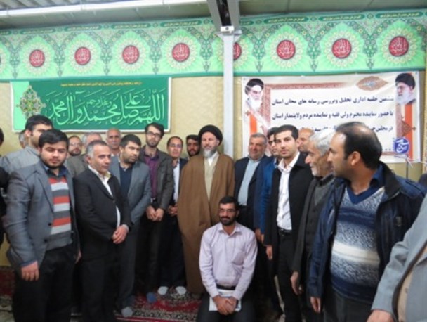 دیدار اصحاب رسانه بسیجی کهگیلویه و بویراحمد با آیت الله سید شرف الدین ملک حسینی / تصاویر