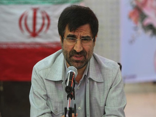 برخی از سران کشور در فکر بستن پرونده ولایت فقیه هستند