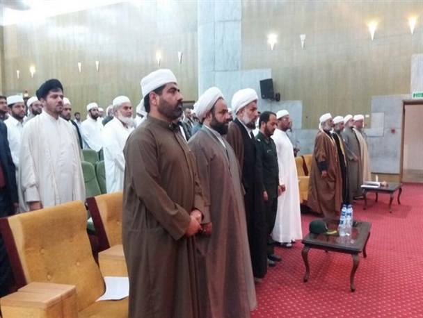 همایش ائمه جمعه و جماعات شیعه و اهل سنت در عسلویه برگزار شد+تصویر
