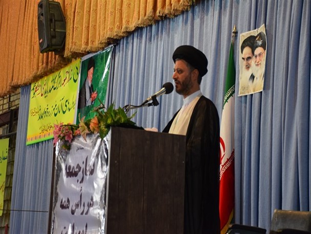 فقرا را تکریم و در کمک به آنها پیشقدم باشید