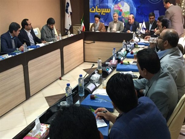 سیرجان در طرح‌های صنعتی و معدنی رتبه برتر استان را دارد