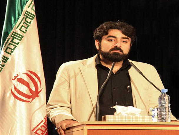 زبان شعری، ابزار مهمی برای تبیین آرمان های انقلابی است