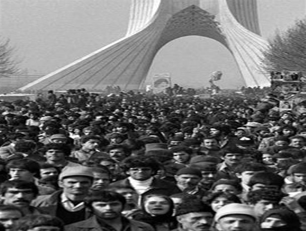 سیاست در پیدایش انقلاب اسلامی