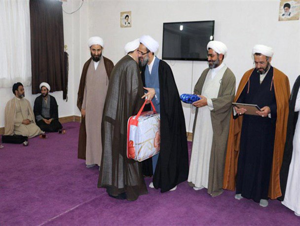 تجلیل از اساتید و مدیر پیشین حوزه الغدیر