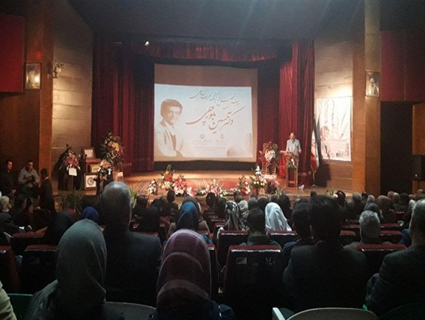 چهره ماندگار عرصه پزشکی در ساوه تجلیل شد