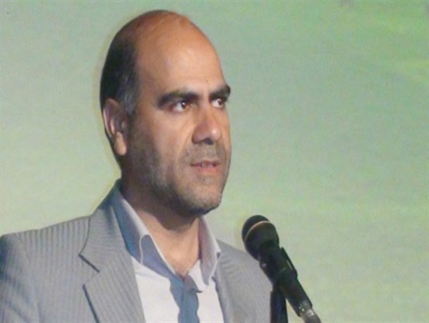 آغاز برنامه های دهه فجر امسال با نواخته شدن زنگ انقلاب در ایلام