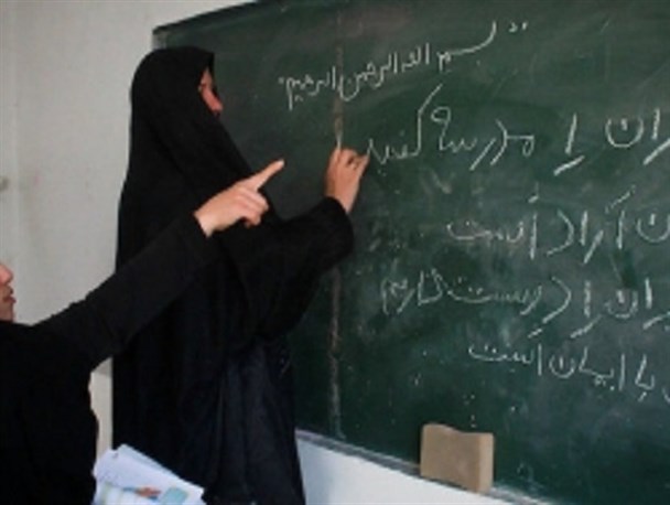 موشن گراف سواد آموزی قبل و بعد انقلاب در اردبیل