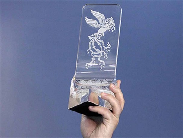 سیمرغی که از دستان این داوران به پرواز درمی‌آید