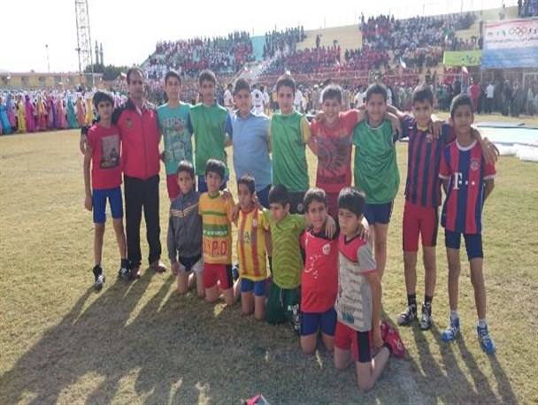عکس/مسابقات المپیاد کشتی دانش آموزان امیدیه!