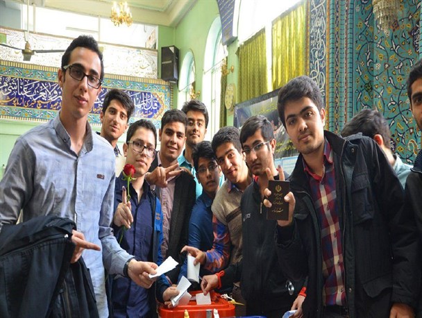 پاسخ قاطع مشهدی‌ها به شبکه‌های آمریکایی و انگلیسی/ حالا فصل عمل به وعده ها رسیده است