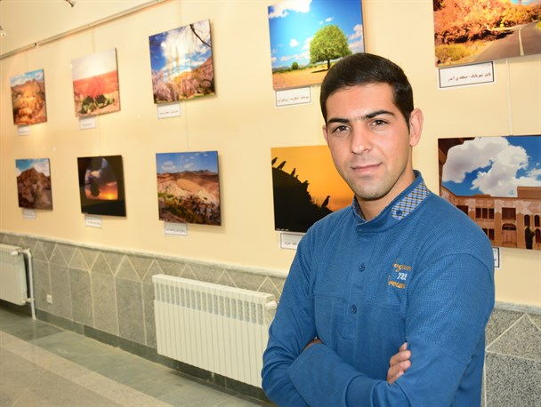 با دوربینم می اندیشم وبا عکس هایم حرف می زنم