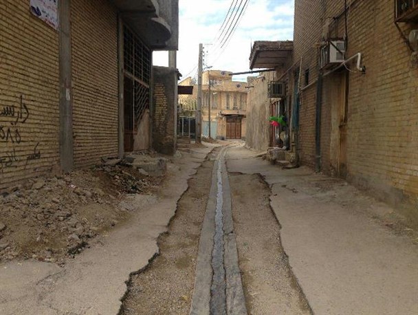 معابر دیلم نیازمند تعمیر آسفالت است