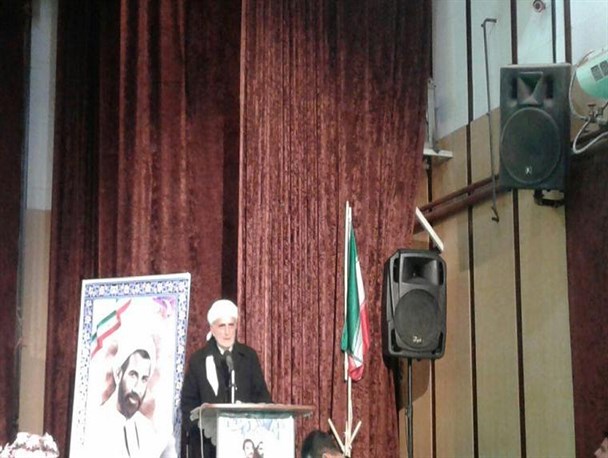 دشمنان هویت اسلامی ما را هدف قرار داده اند
