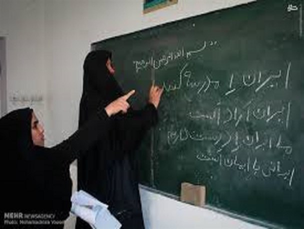 بانوان کلاس نهضت سوادآموزی روستای ارجستان وارد مرحله تکمیلی شدند