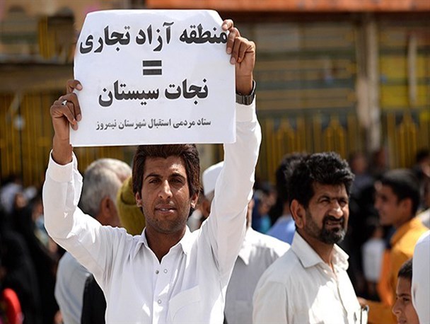 وعده های محقق نشده حاصل سه سال تلاش دولت در سیستان/ امام جمعه هیرمند: سفره های خالی، حاصل تدبیر دولت در برجام است