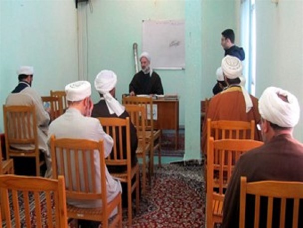 برگزاری آزمون شفاهی روحانیون مستقر در شهرستان تالش