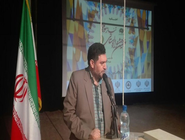 گزارش تصویری پایان پنجمین جشنواره تئاتر سوره ماه استان در گرمسار