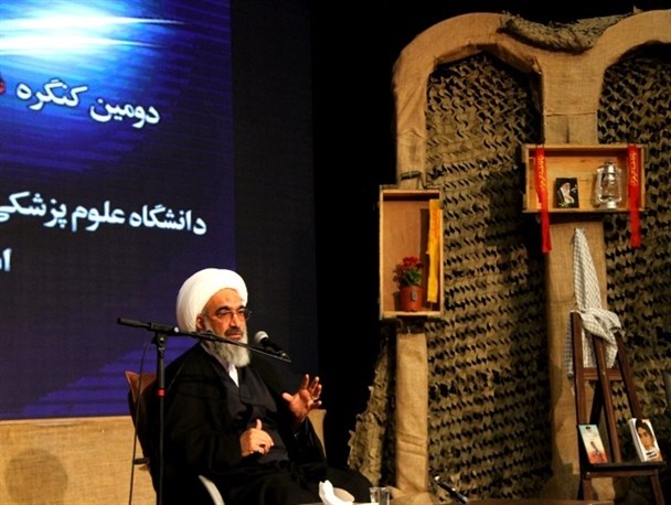 اوج خط مقاومت شهادت است که اگرنباشد مقاومت نیز نخواهد بود/ تجلیل از خانواده های شهدای دانشجو