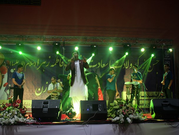 تصاویر شب دوم جشن تولد حضرت زهرا (س) در آزادشهر