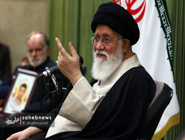 27 پاسدار به کربلا رسیدند و به لشکر امام حسین(ع) ملحق شدند / پاسداری از مقام شهادت از سوی همسران شهداء اهمیت بسیاری دارد