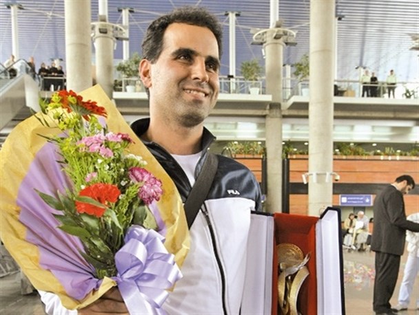 نیک‌سرشت: مهماندوست سرمایه ملی است؛ رابطه خوب ساعی ممکن است او را به ایران بکشاند