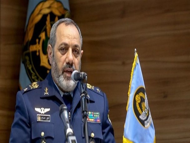 دستاوردهای فرهنگی، اقتصادی و سیاسی دفاع مقدس بازنگری شود