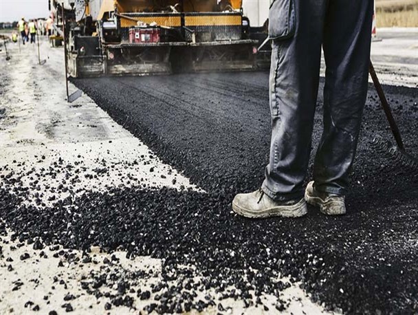 اختصاص قیر رایگان امیدها به ساماندهی جاده‌های حاشیه شهرها را دوچندان کرد/ نظارت‌ بر توزیع؛ حلقه اصلی این تصمیم درست