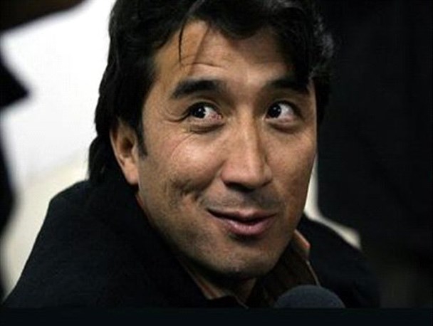 خداداد عزیزی: هرچقدر پول داشته باشم سرخابی‌ها را نمی‌خرم