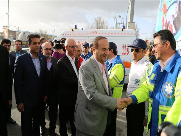 استاندار چهارمحال و بختیاری از بخش های مختلف ستاد اجرایی خدمات سفر استان بازدید کرد