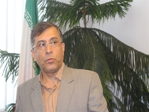 فضاسازی متناسب با بهار در سطح شهر نهاوند انجام شد