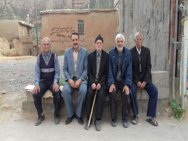 مسجد جامع تاریخی شهرستان کلات نورپردازی می‌شود