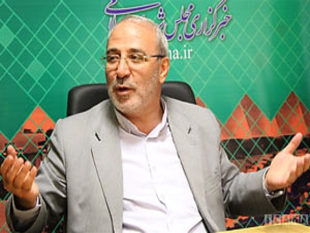 نبود اراده و عزم جدی در بدنه اجرایی کشور مانع تحقق اقتصاد مقاومتی شده است