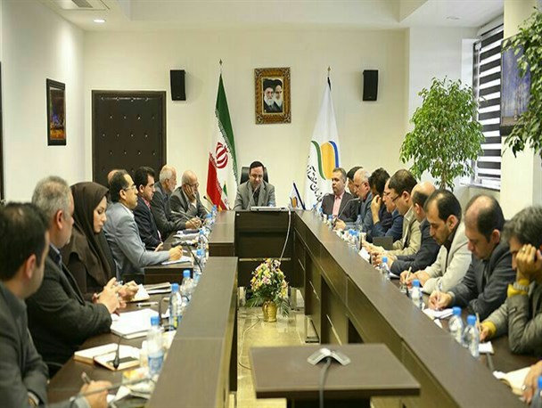 در اندیشه افزایش صادرات برای افزایش درآمد و تکمیل پروژه های زیرساختی هستیم