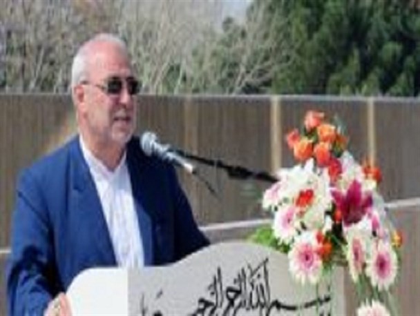 شروط چهارگانه مورد نیاز برای تحقق اقتصاد مقاومتی/ جوان تحصیل کرده بیکار برای خانواده عذاب آور است