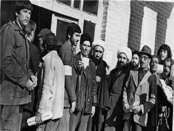 روایتی دیگر از نخستین و تنها انتخابات ایران که در2 روز برگزار شد/ شیرین به اندازه مشارکت ۹۸٫۲ درصدی ملت در یک همه پرسی+تصاویر