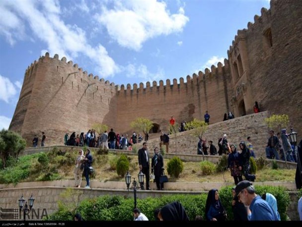 گردشگری محور توسعه اقتصادی لرستان
