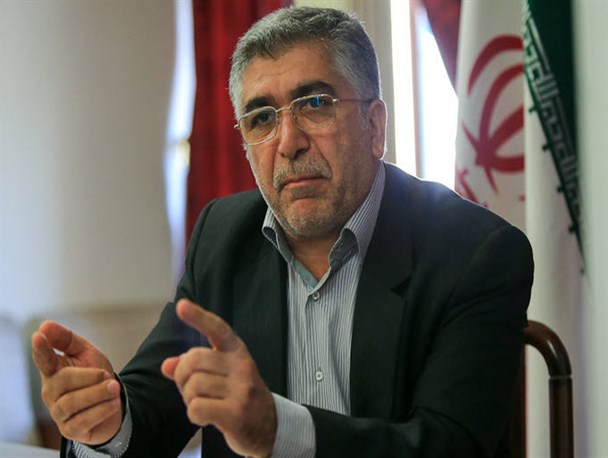 افتتاح گلخانه جهاد دانشگاهی کوهدشت در موعد مقرر