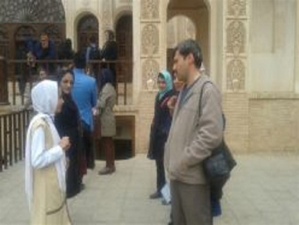 نوجوانان کاشانی «همیار گردشگر» شدند