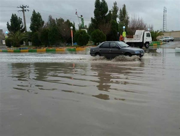 هشدار هواشناسی به دستگاه های خدمات رسان و شهروندان/بارش ها سبب سیلابی شدن وخسارات به زیر ساخت ها می شود