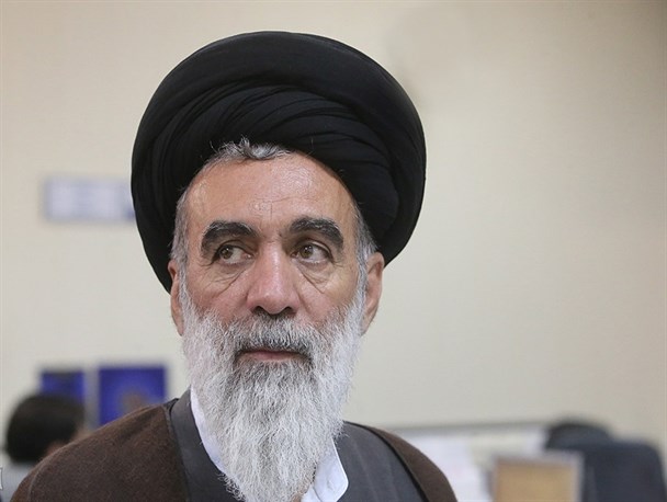 شهدا و جانبازان همانند حضرت عباس از ولی زمان حمایت کردند