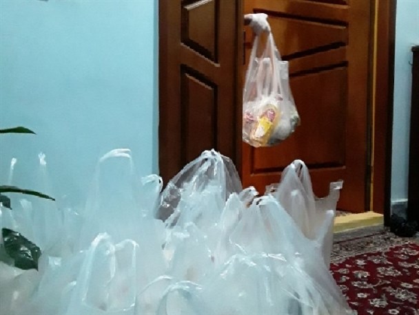 اهدا پک‌های بهداشتی فرهنگی به نیازمند شرق گلستان