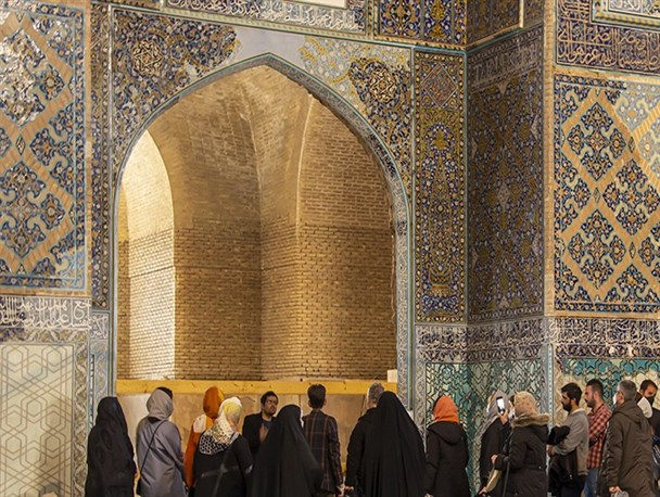 یک روز با گردشگران در تبریز