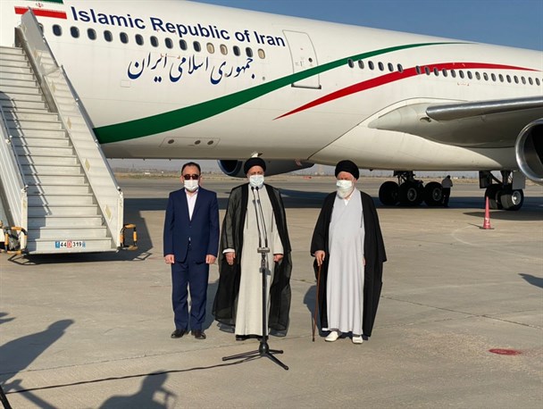 رئیس جمهور وارد مشهد شد