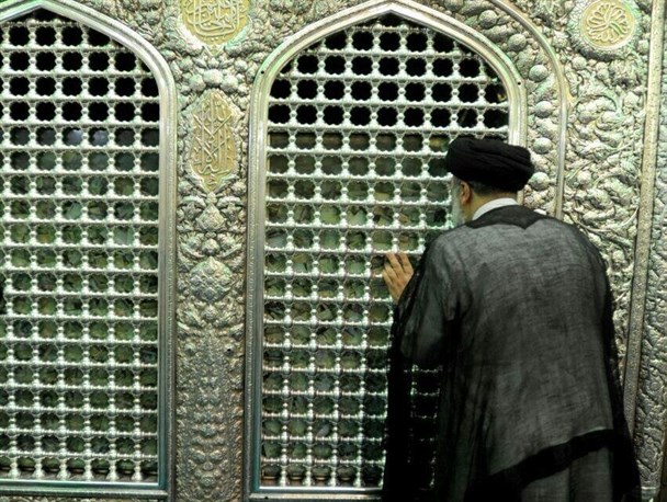 رییس جمهور به زیارت امام رضا(ع) مشرف شد
