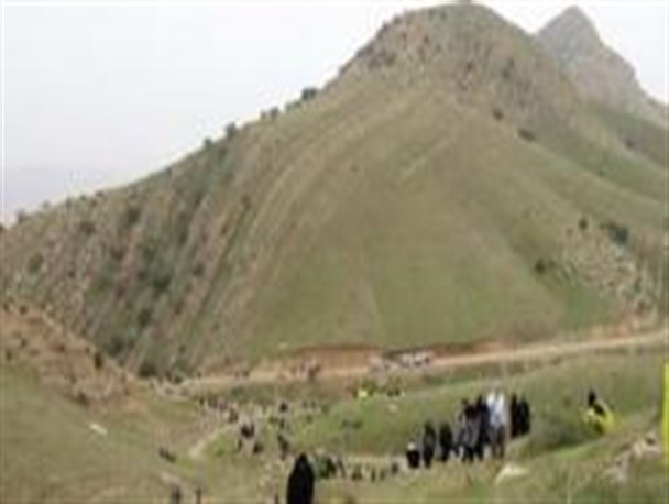 صعود ورزشکاران بسیجی همدانی به ارتفاعات بازی دراز