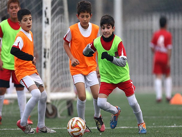 تیم منتخب فوتبال دانش آموزان شیروان به مصاف اسفراین می رود