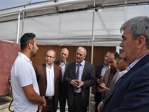 سفیر تاجیکستان خواستار قوی‌تر شدن مبادلات تجاری بخصوص گل با ایران شد