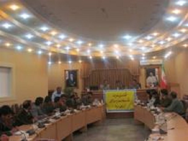 برخورد جدی با مالکین خانه هایی که فاضلاب آنها در سطح معابر جاریست