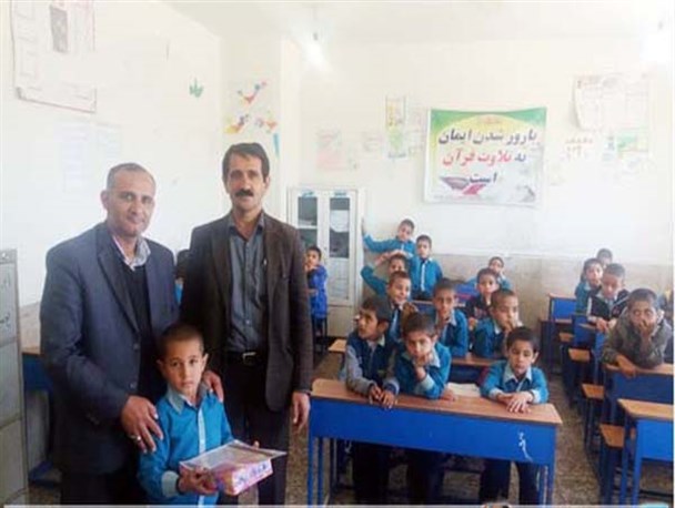 از حافظان قرآنی مدارس ابتدایی شهرستان خرامه تجلیل شد